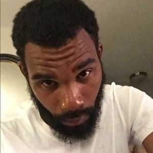 Meet your Posher, Avery